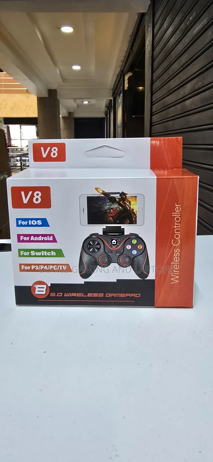 V8 Game Pad Controller for Android / Ios / Windows