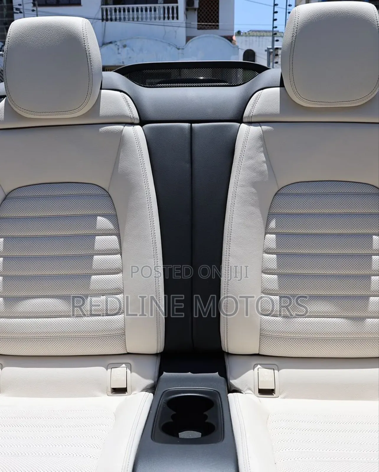 Mercedes-Benz C180 2018 Pearl