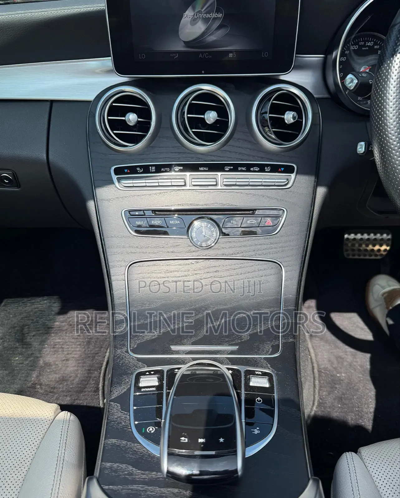 Mercedes-Benz C180 2018 Pearl