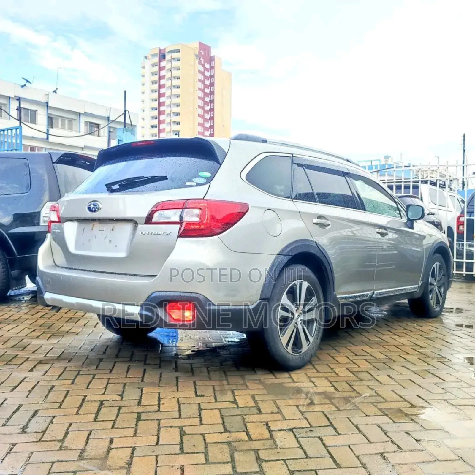 Subaru Outback 2018 Gray