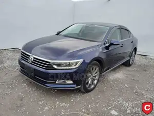 Volkswagen Passat 2018 Blue
