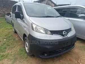 Nissan NV200 2018 Gray