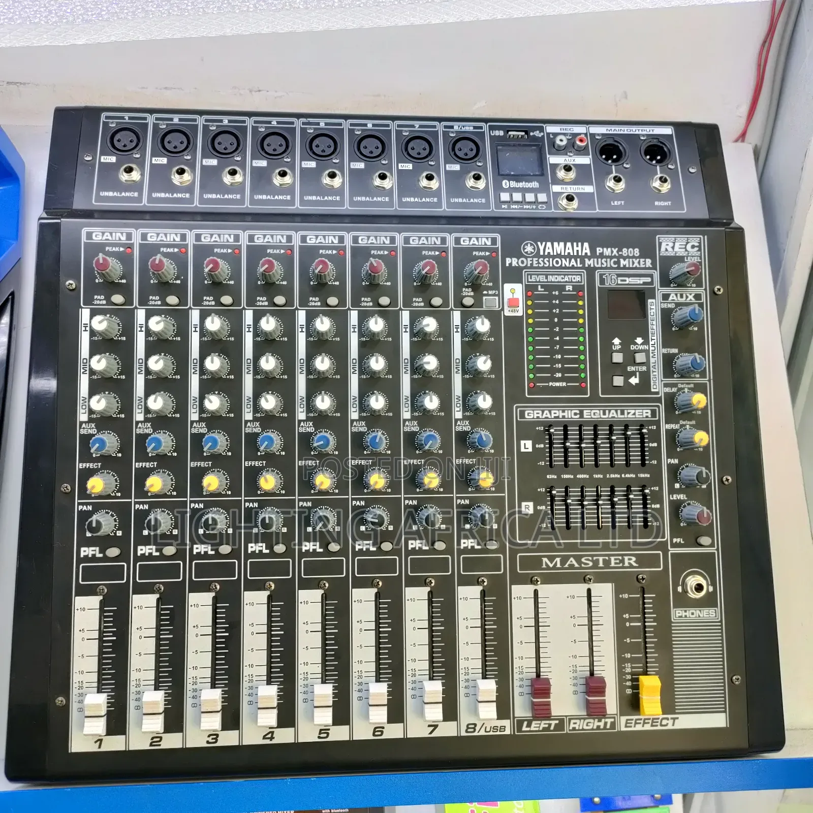 8 Channels Yamaha Usb/Bt Powered Mixer Digital Display