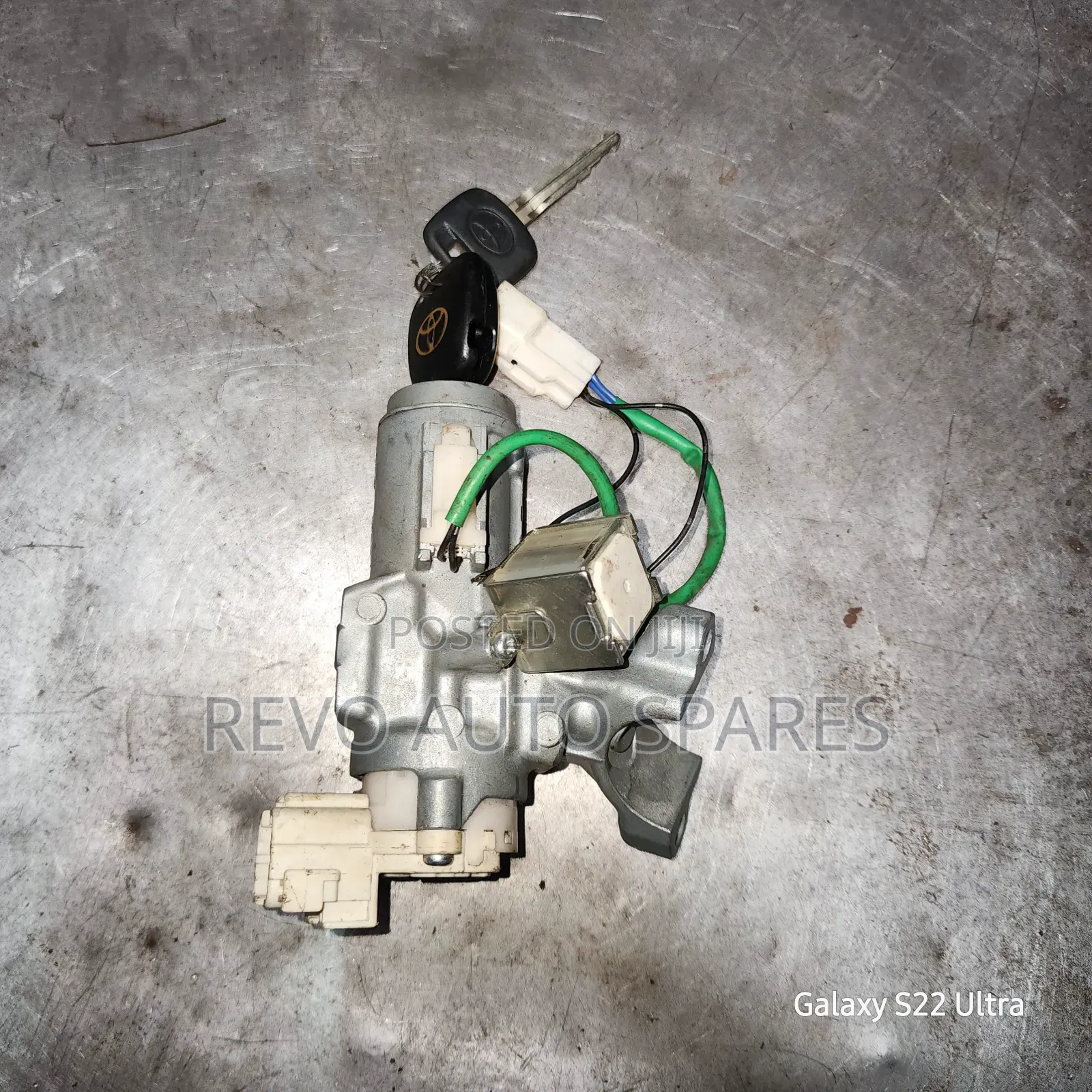 Ignition Toyota Wish 2006