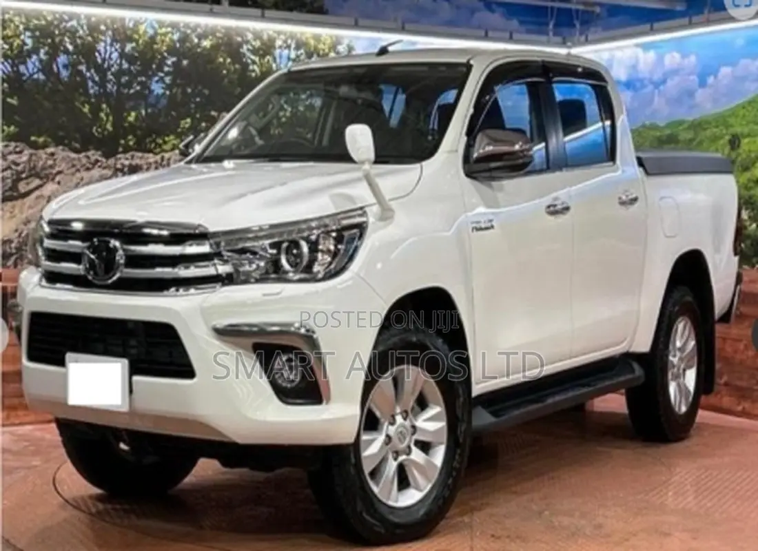 Toyota Hilux Revo Double Cab Deisel 2.4 AWD 2018 Pearl