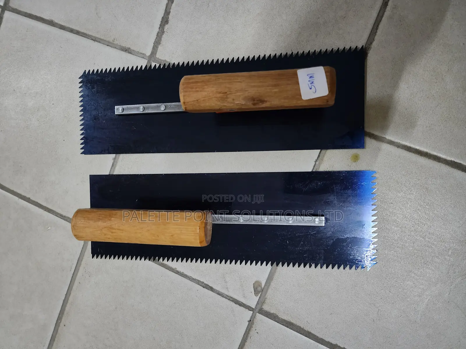 Notched Trowel 2mm, 5mm