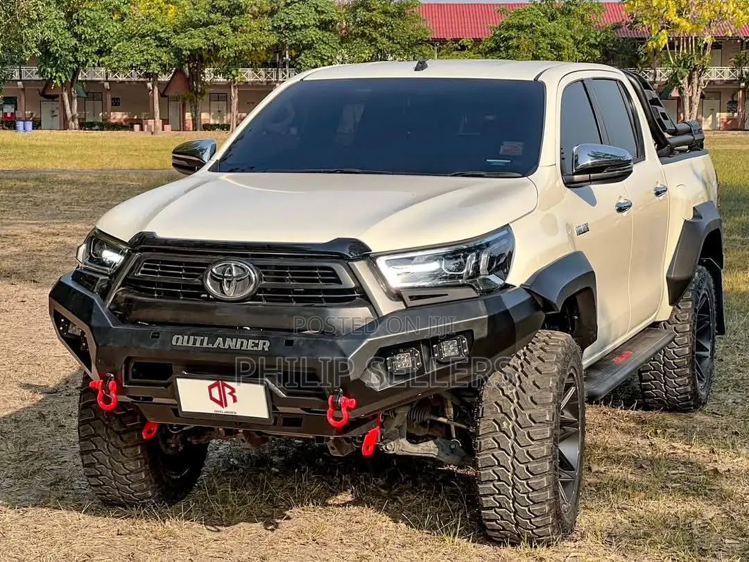 Toyota Hilux Bullbar Available