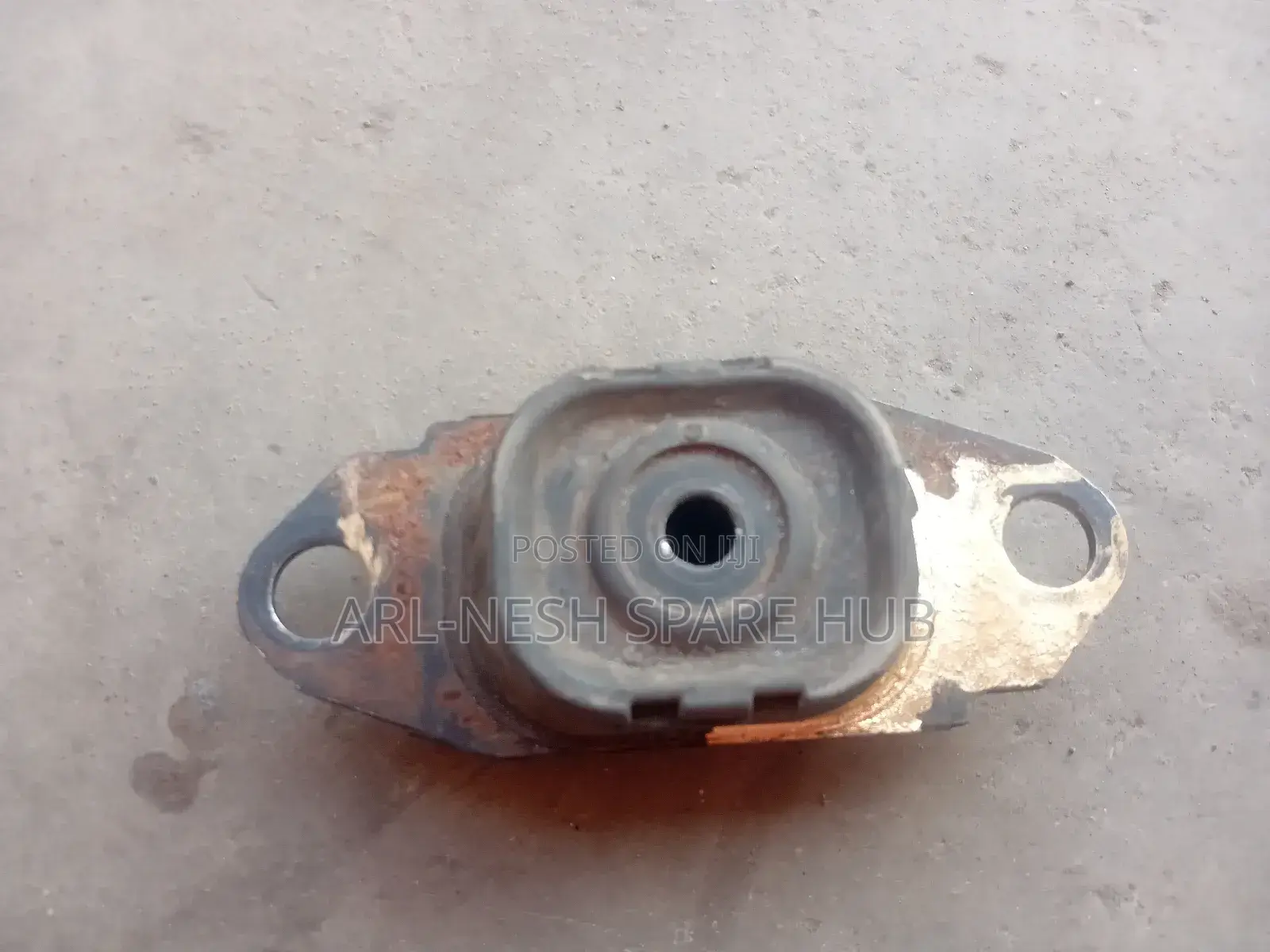 Nissan Latio Side Engine Mounting