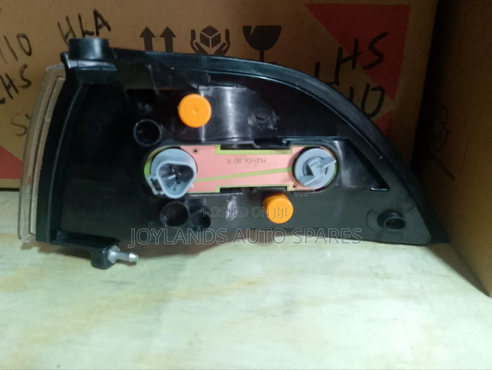 Ae90 Corner Lamp