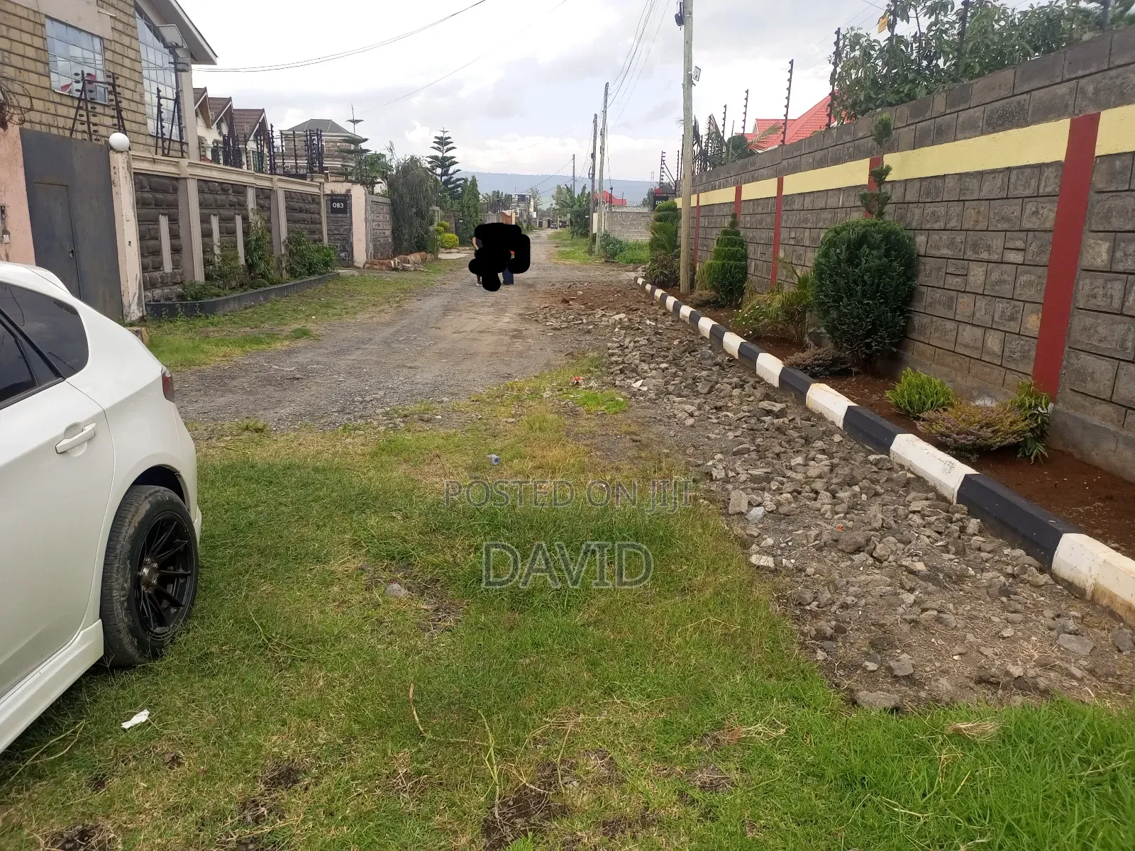 Plot for Sale in Pipeline Gated Community