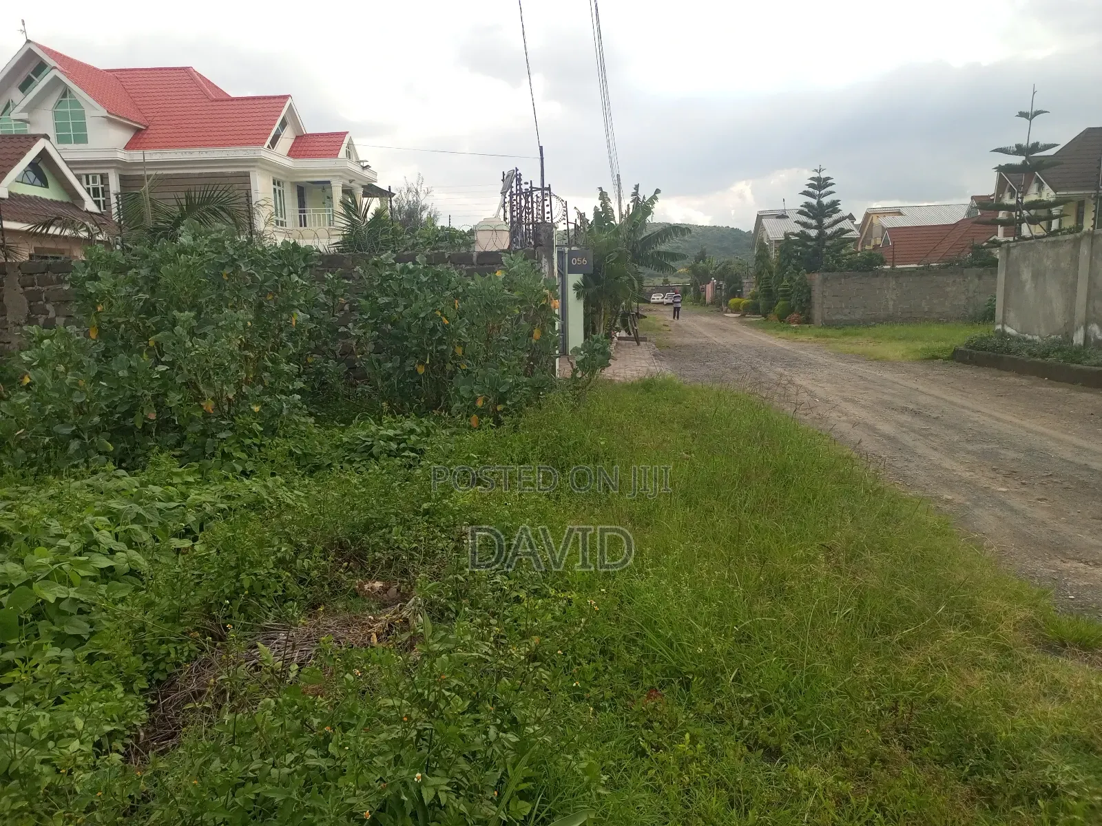 Plot for Sale in Pipeline Gated Community