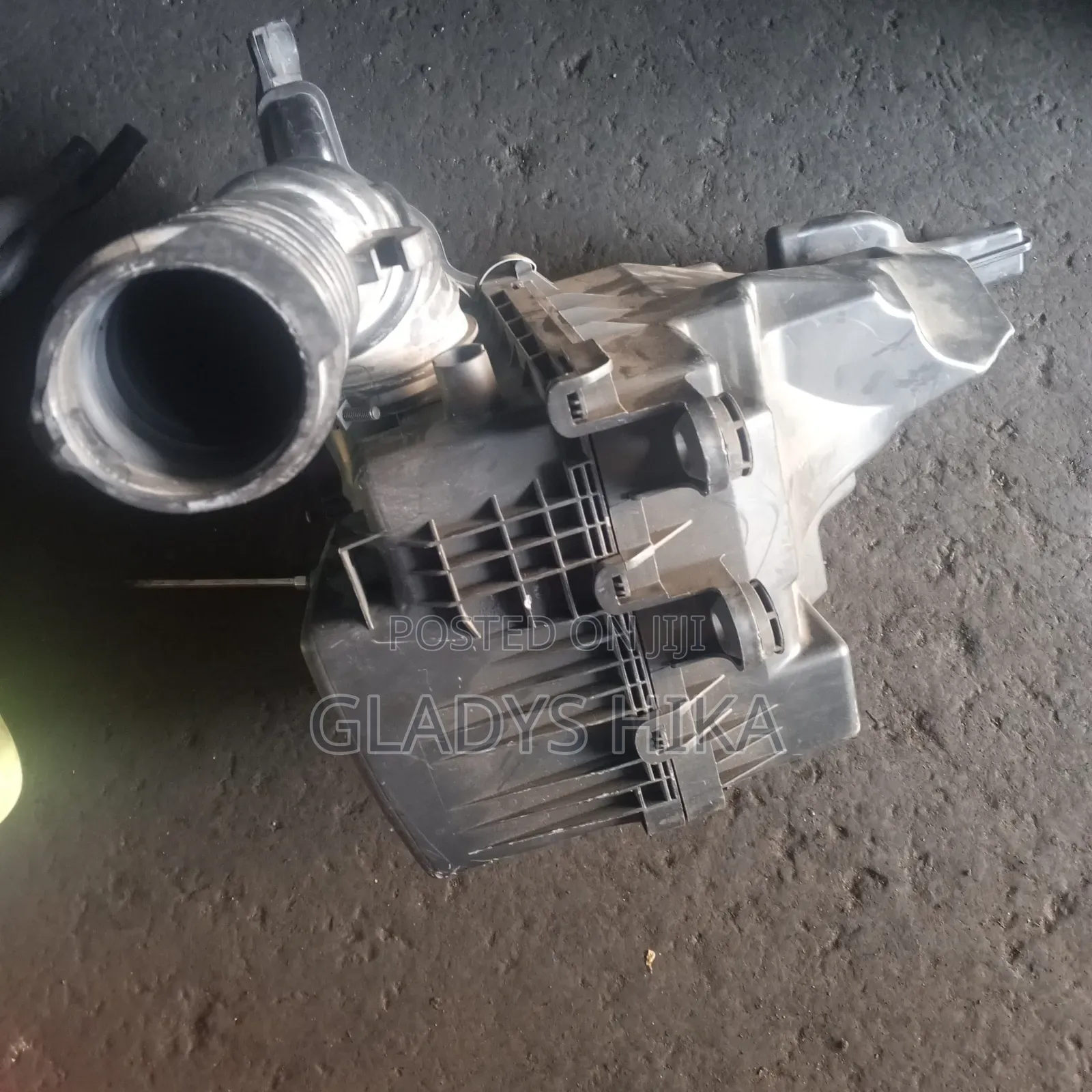 Ex Japan Air Cleaner Housing for Mazda Cx5 Diesel on Sale