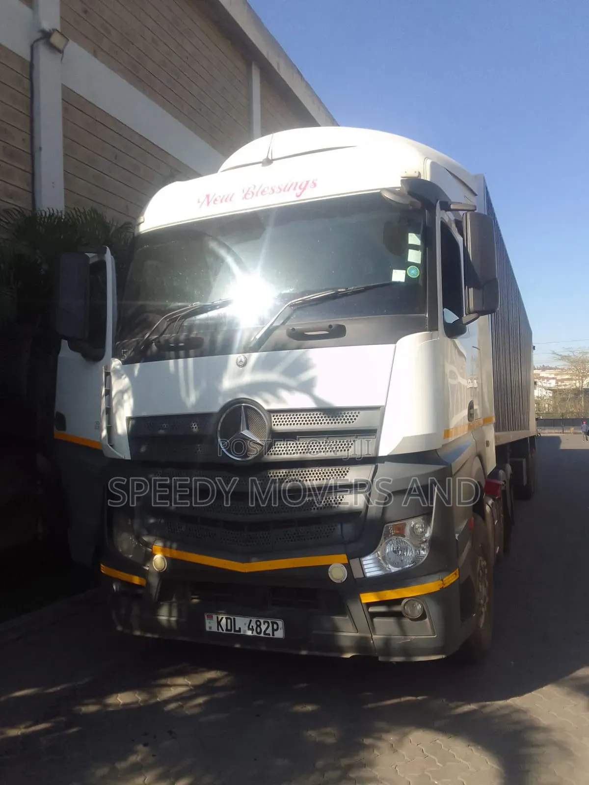 Trailers Available for Local Transport Services