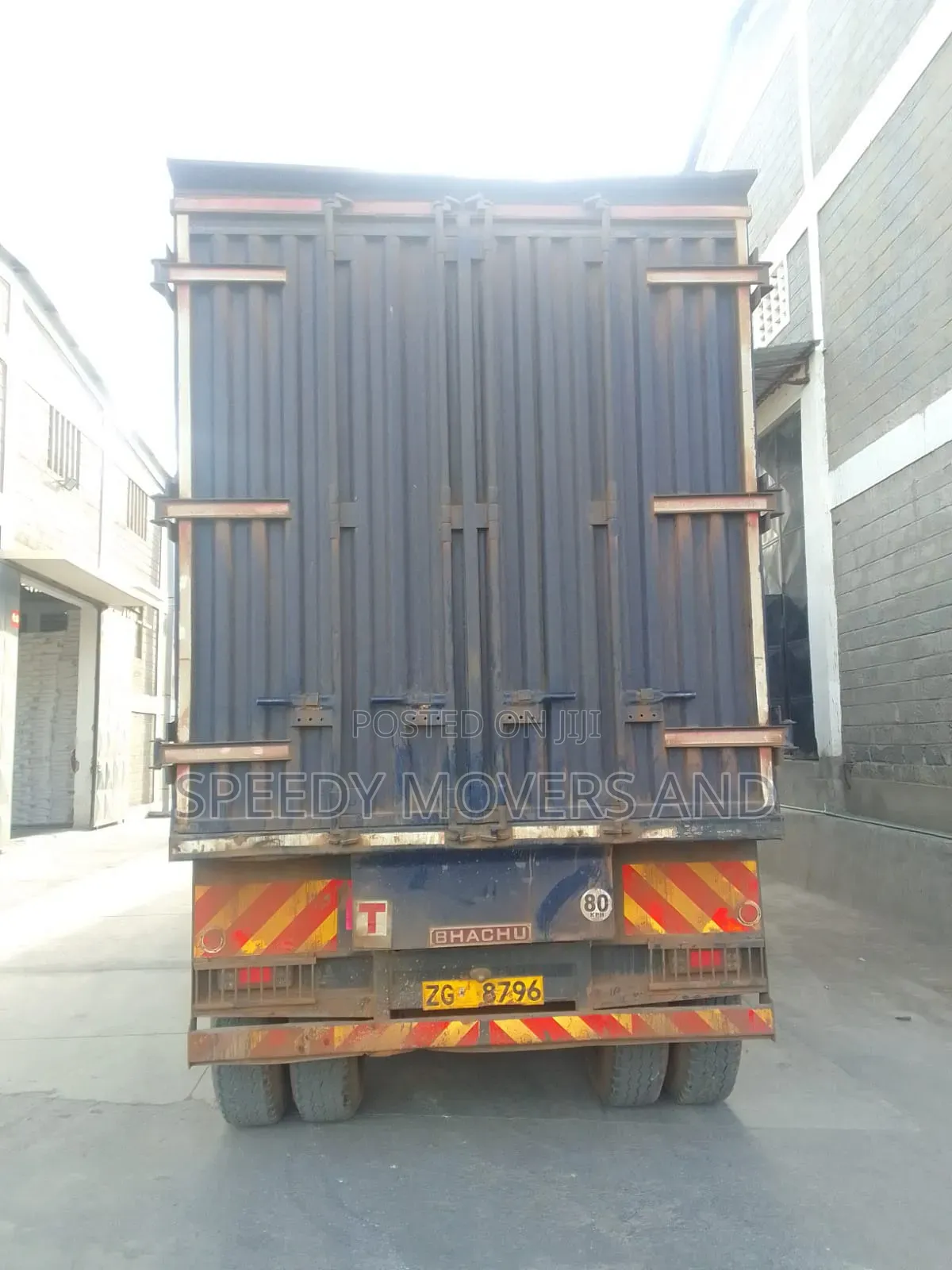 Boxbody Trailer Accessible for Transit Transport Services