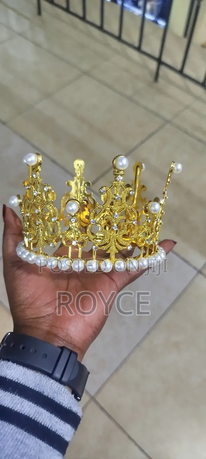 Classy Metallic Crown