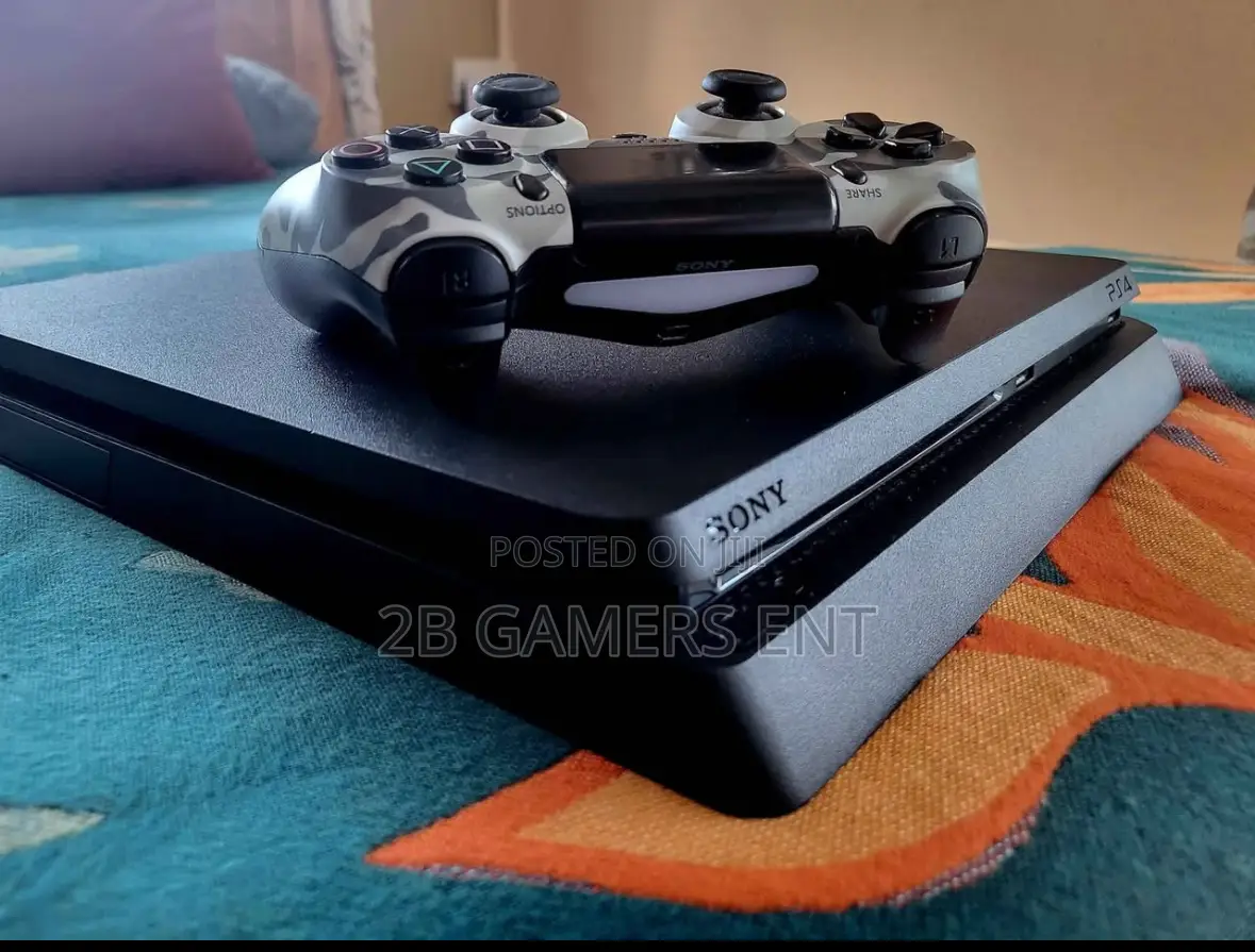 Play Station 4 Plus Compact Controller