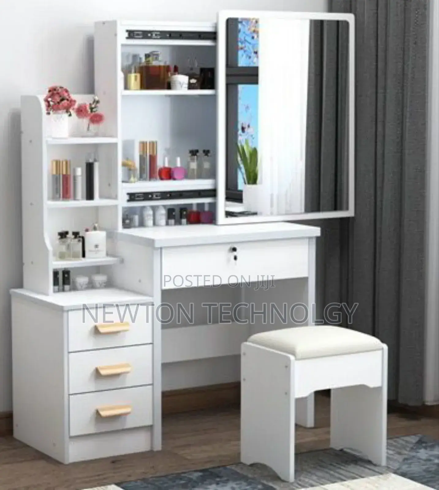 Dressing Mirror With Table
