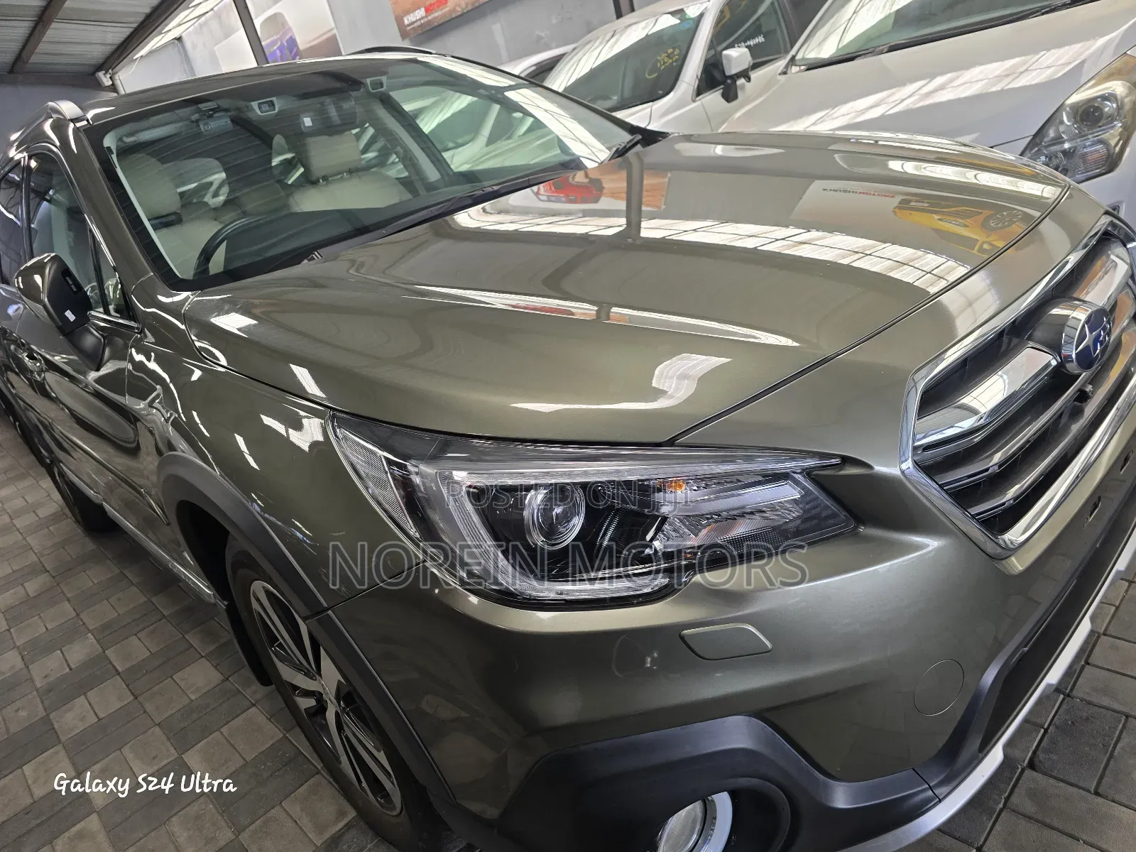 Subaru Outback 2018 Green