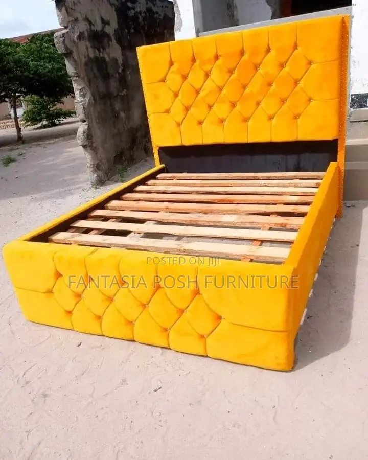 5*6 Chester Bed in Bright Golden Yellow