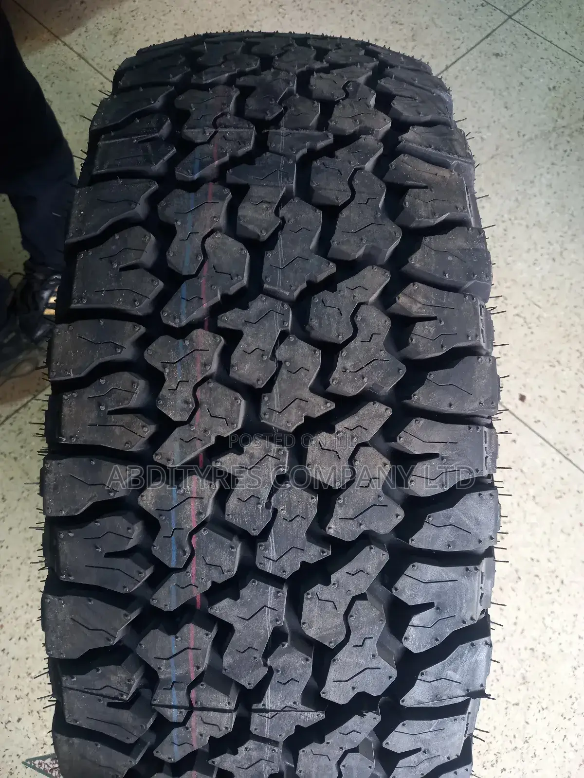 265/70r17 Kenda No