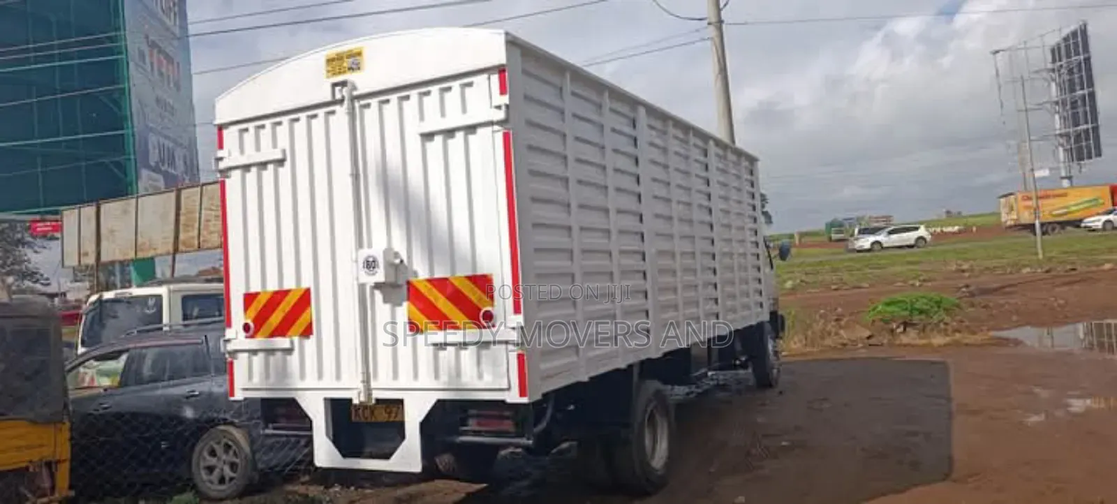 Frr. Fh Trucks Available for Transport