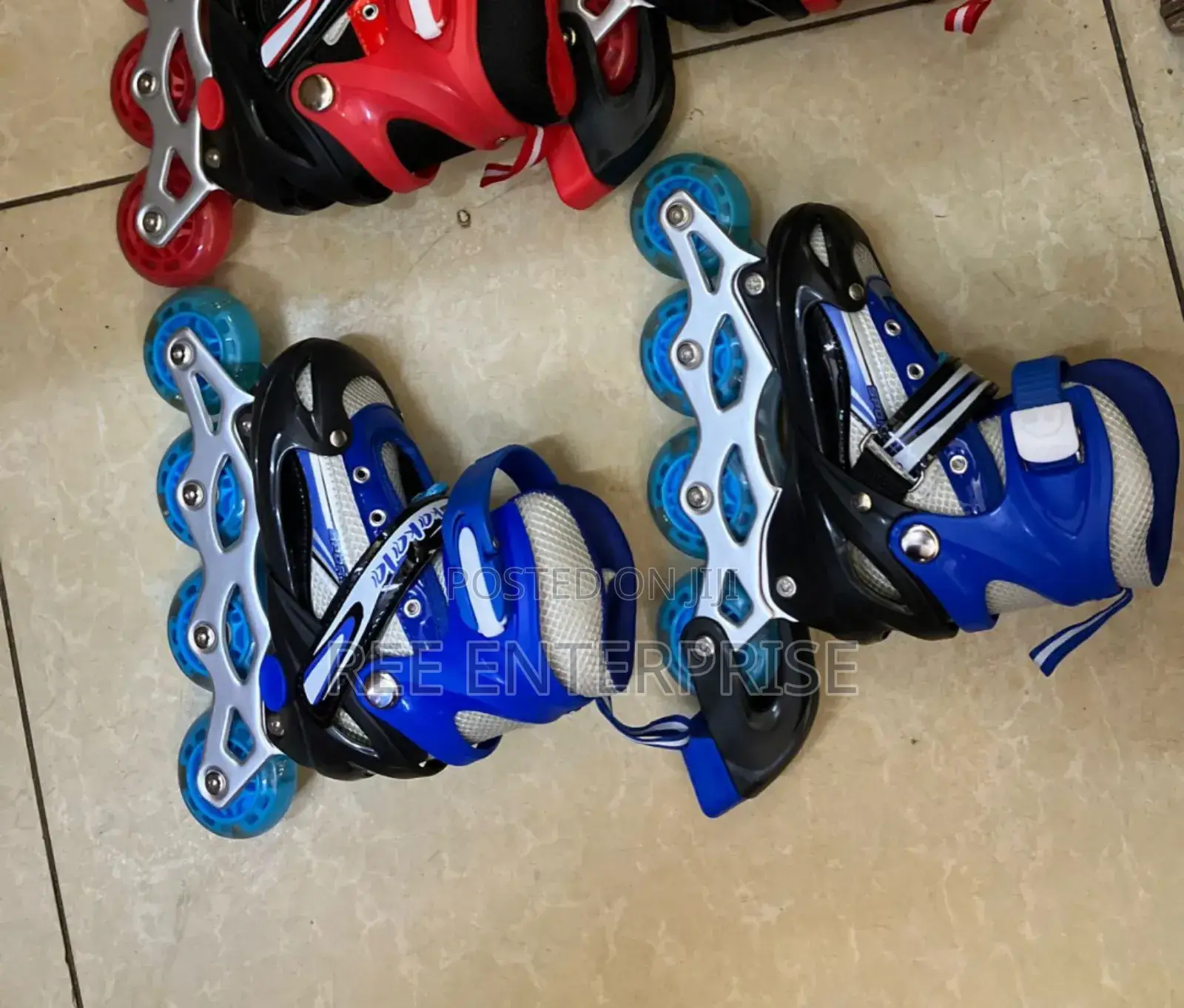 *Skating Shoes With Guards and Helmet