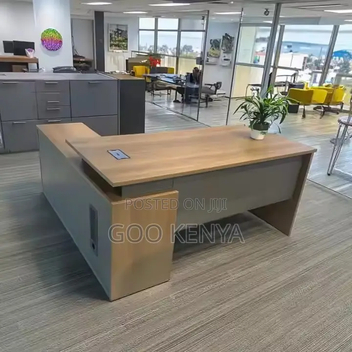 Office Desk ; 1.6meters High Quality Executive Office Desk