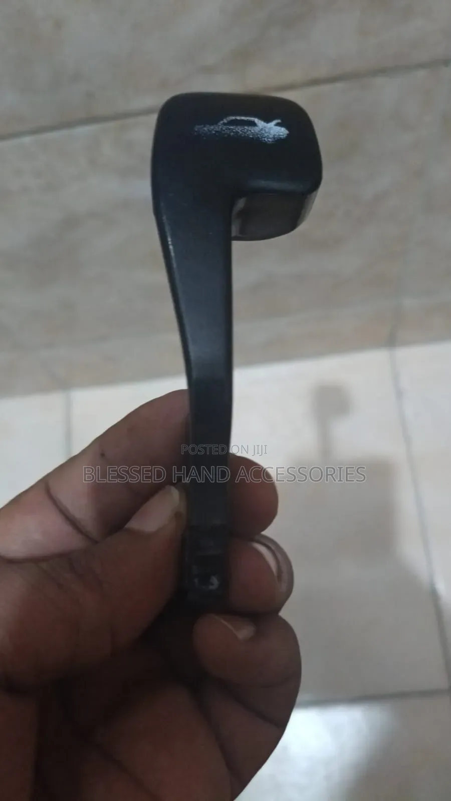 Boot Handle and Tank