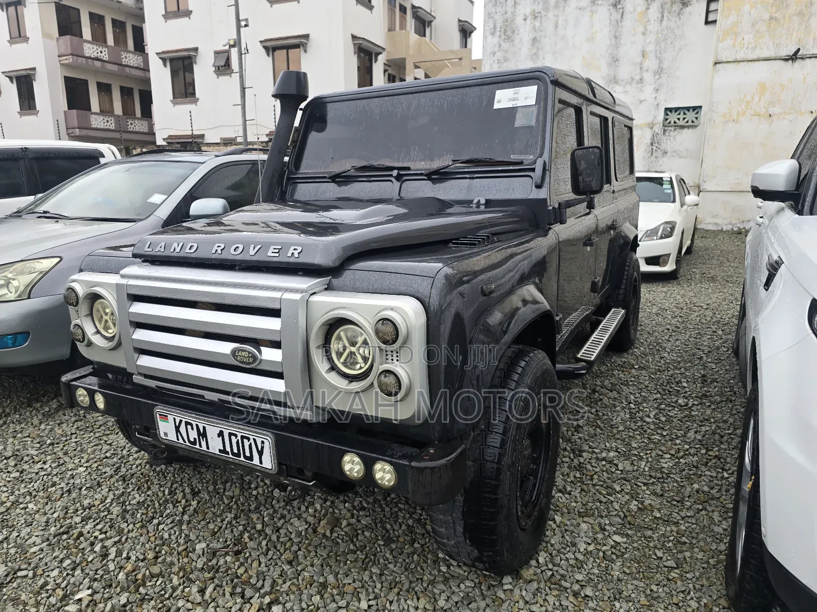 Land Rover Defender 2011 Gray