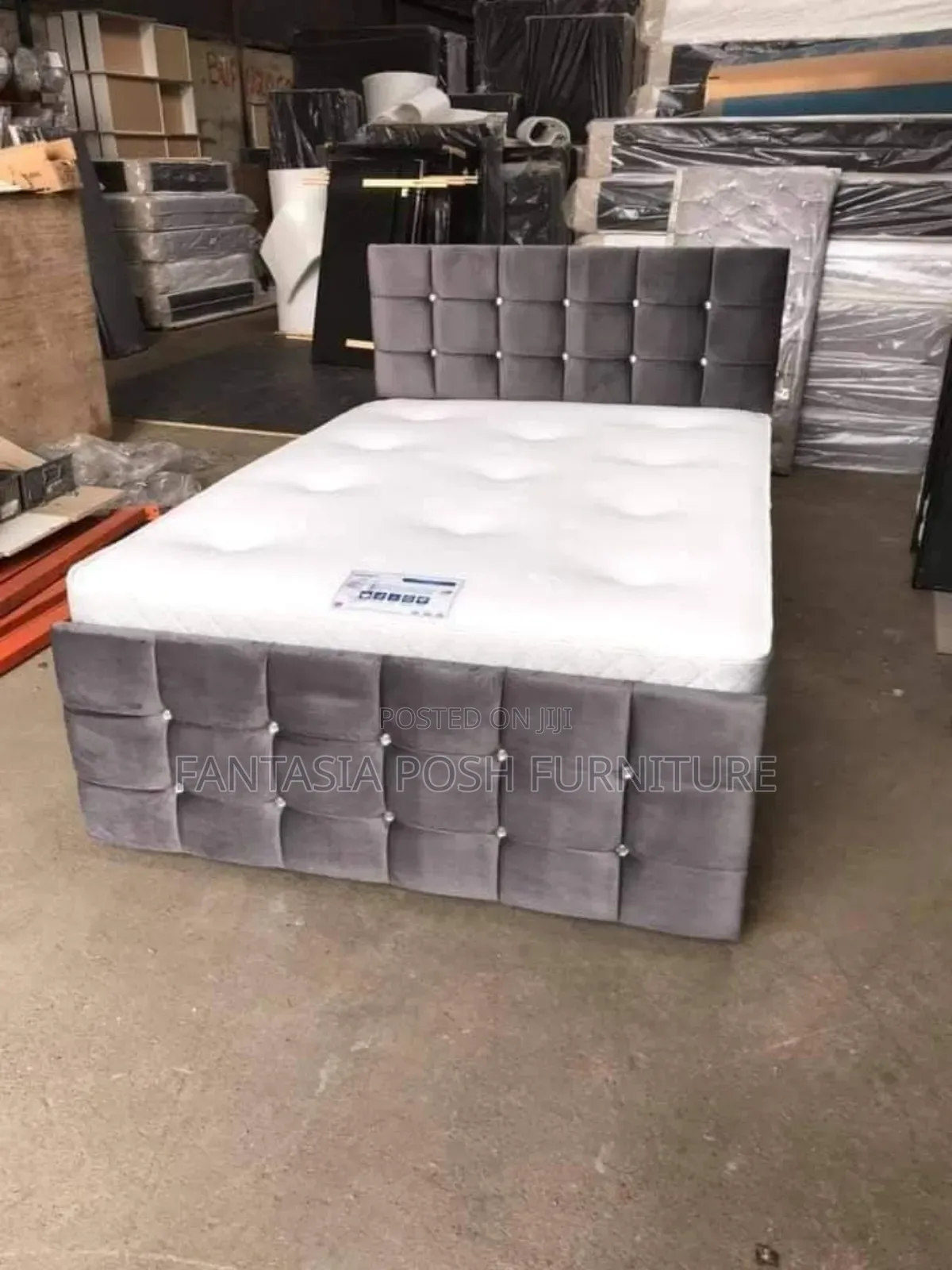 5x6 Grey Chester Bed With Crystal Button Panels