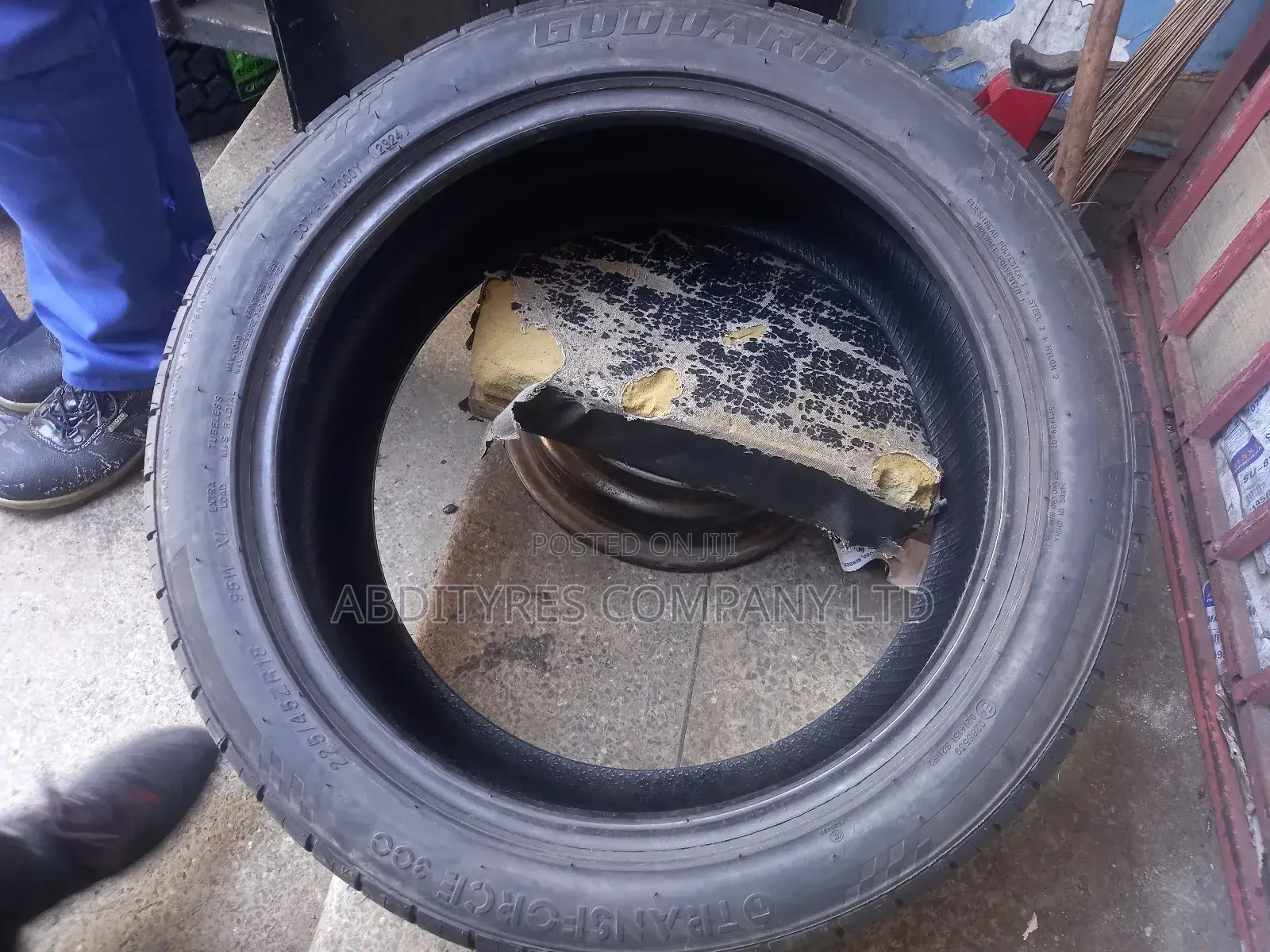 225/45r18 Goddard