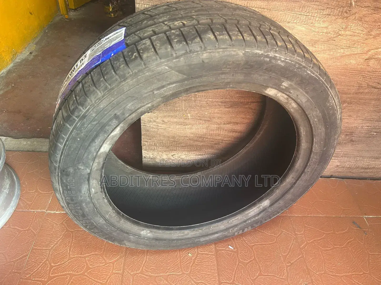 275/45r20 Goddard