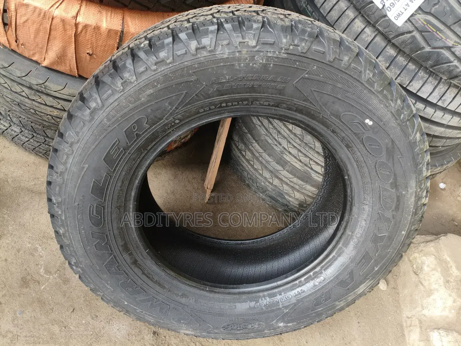265/65r17 Goodyear