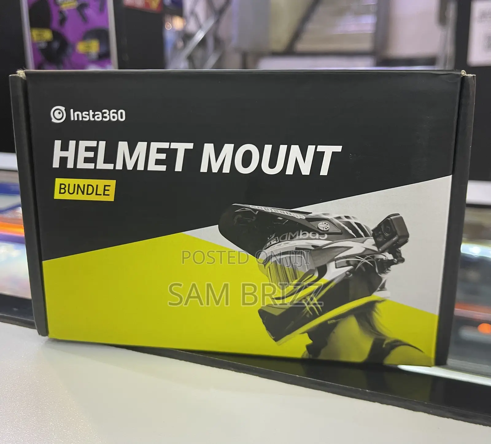 Insta360 Helmet Mount