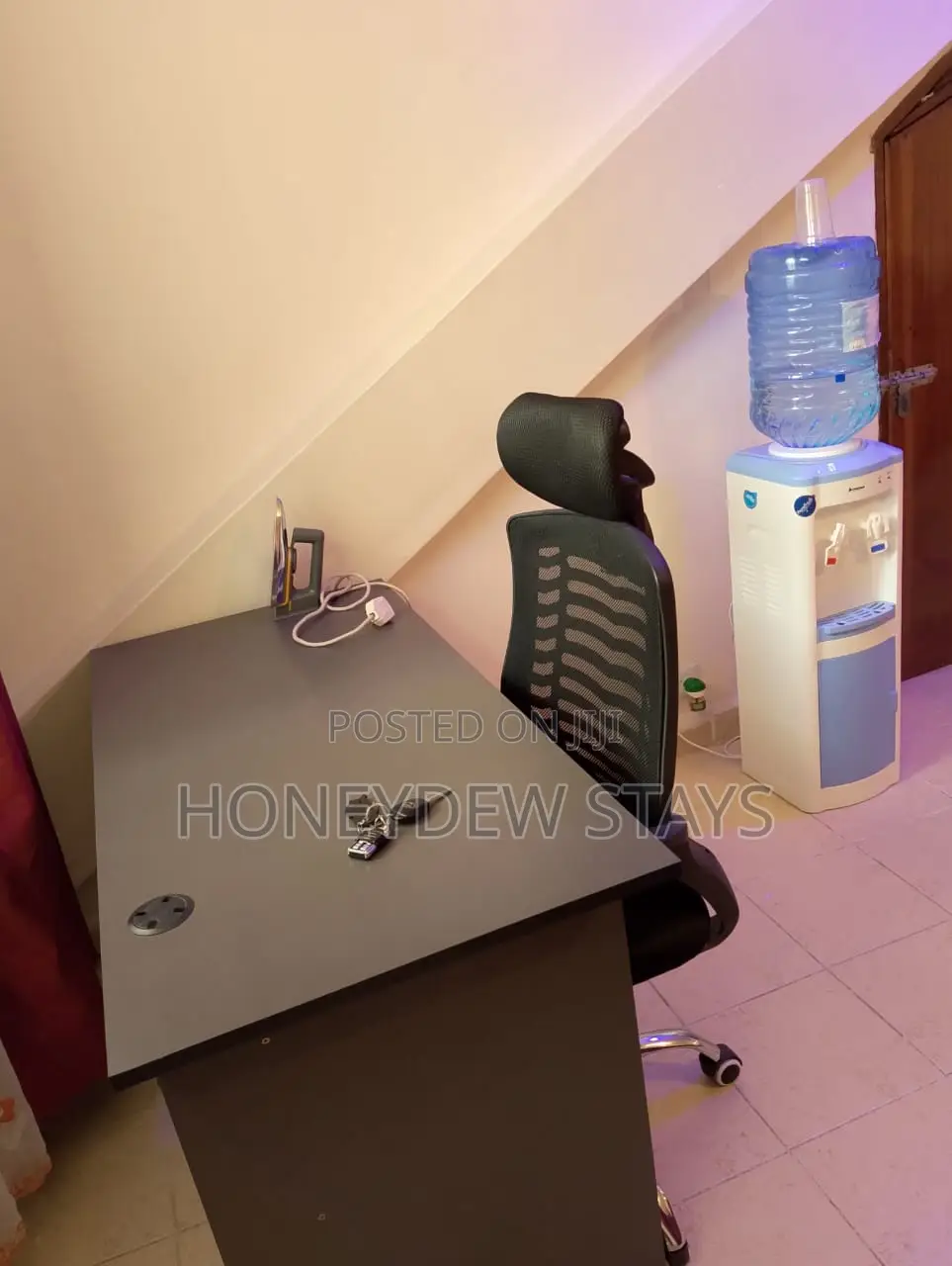 Stylish 1br Apartment at Acacia Court Behind Veteran Hospita