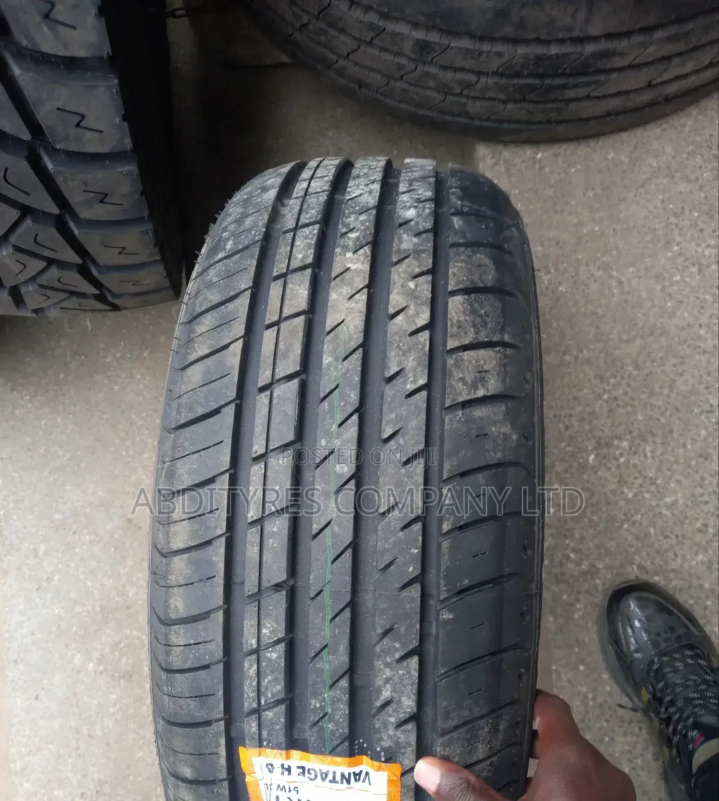 215/45r17 Boto