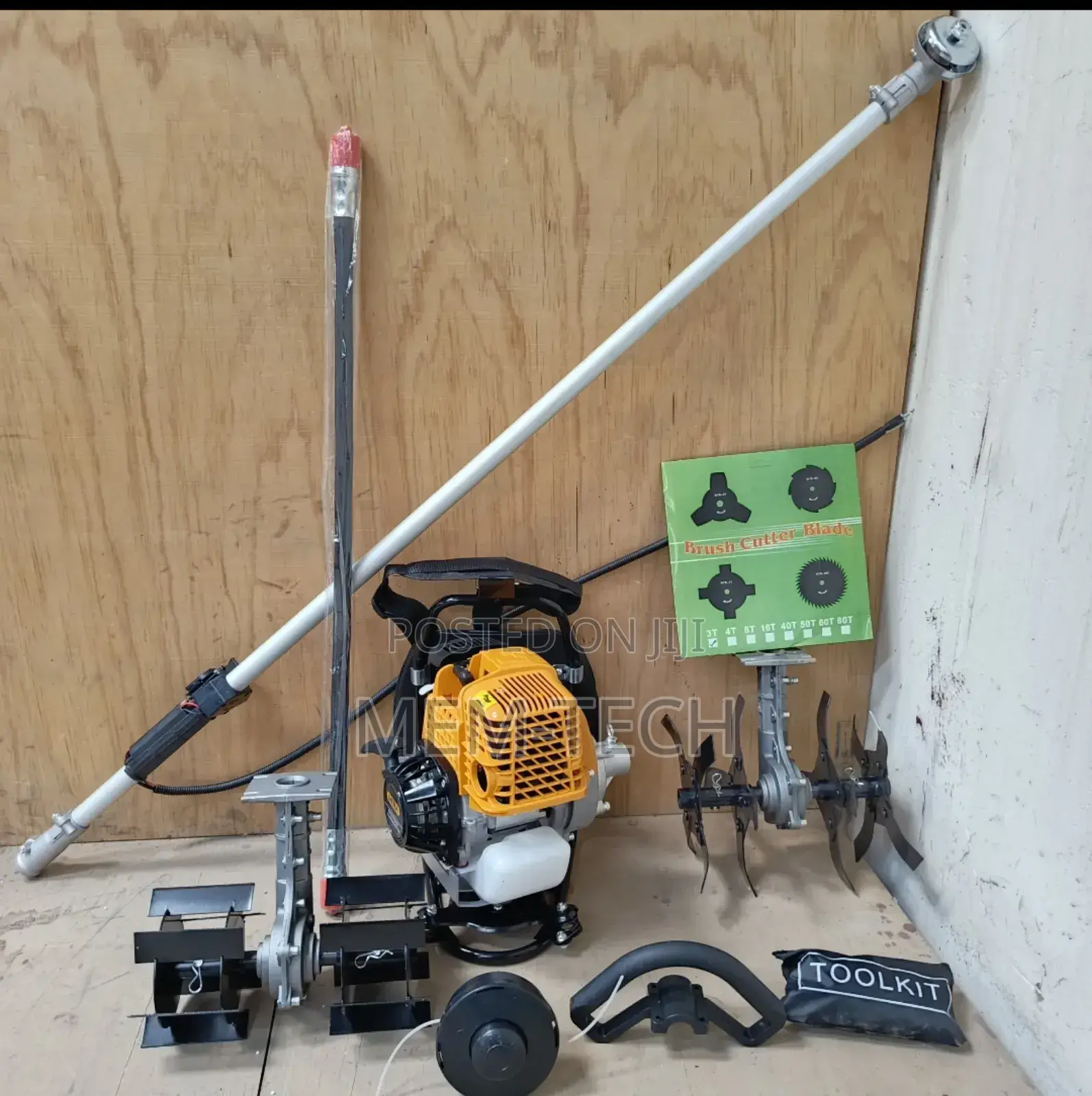 Dera Tiller and Weeder Machine/Tiller Weeder