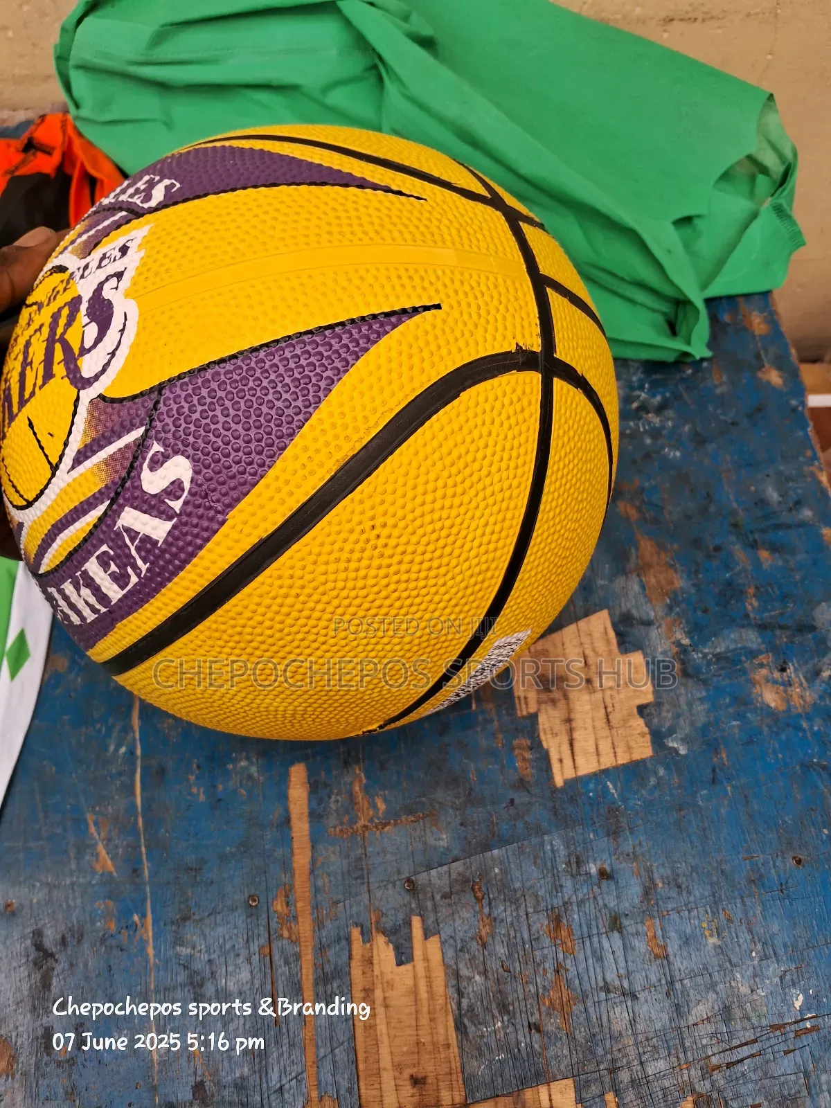 Quality Netball Ball(Spalding)