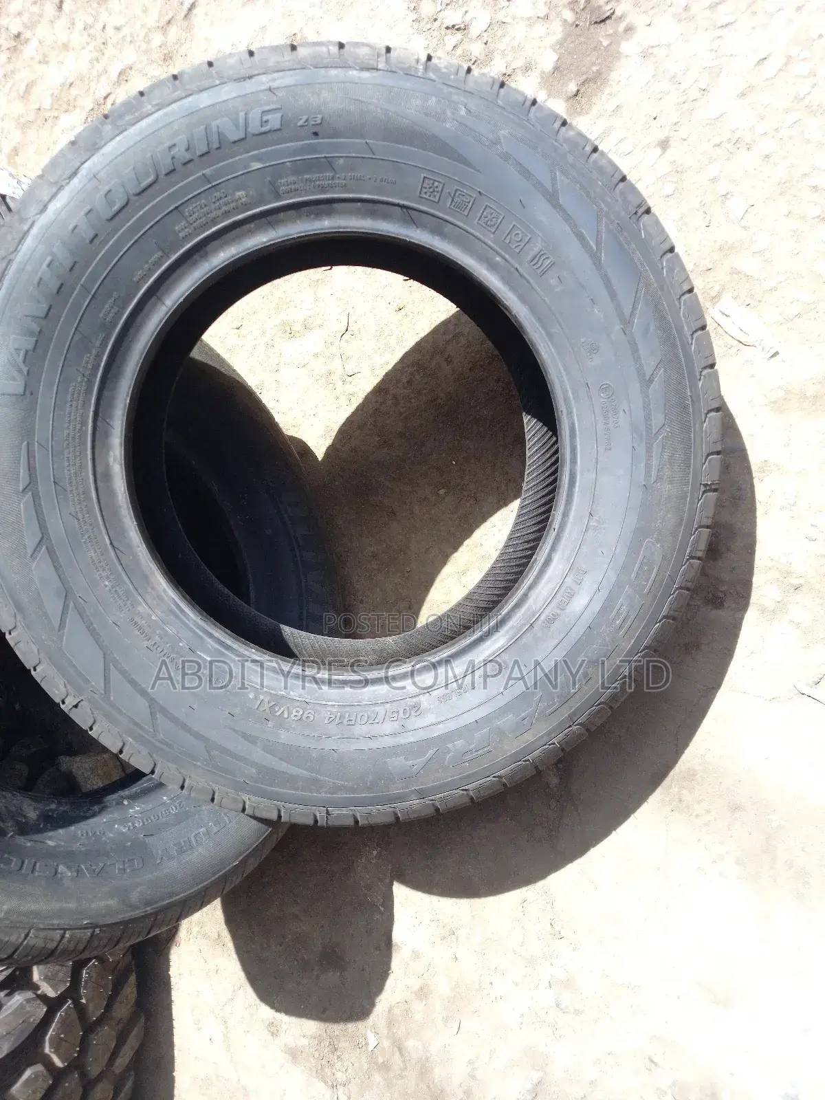 205/70r14 Centara