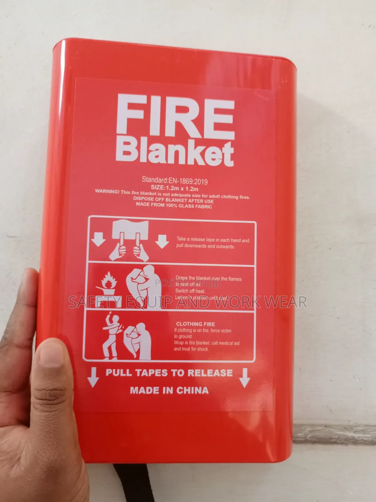 Fire Blankets With Quick Release Case