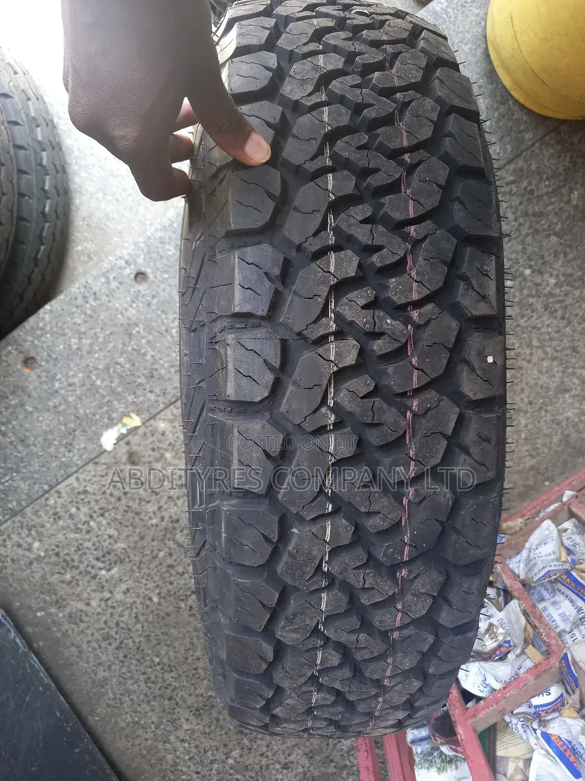 205/70r15 Summax