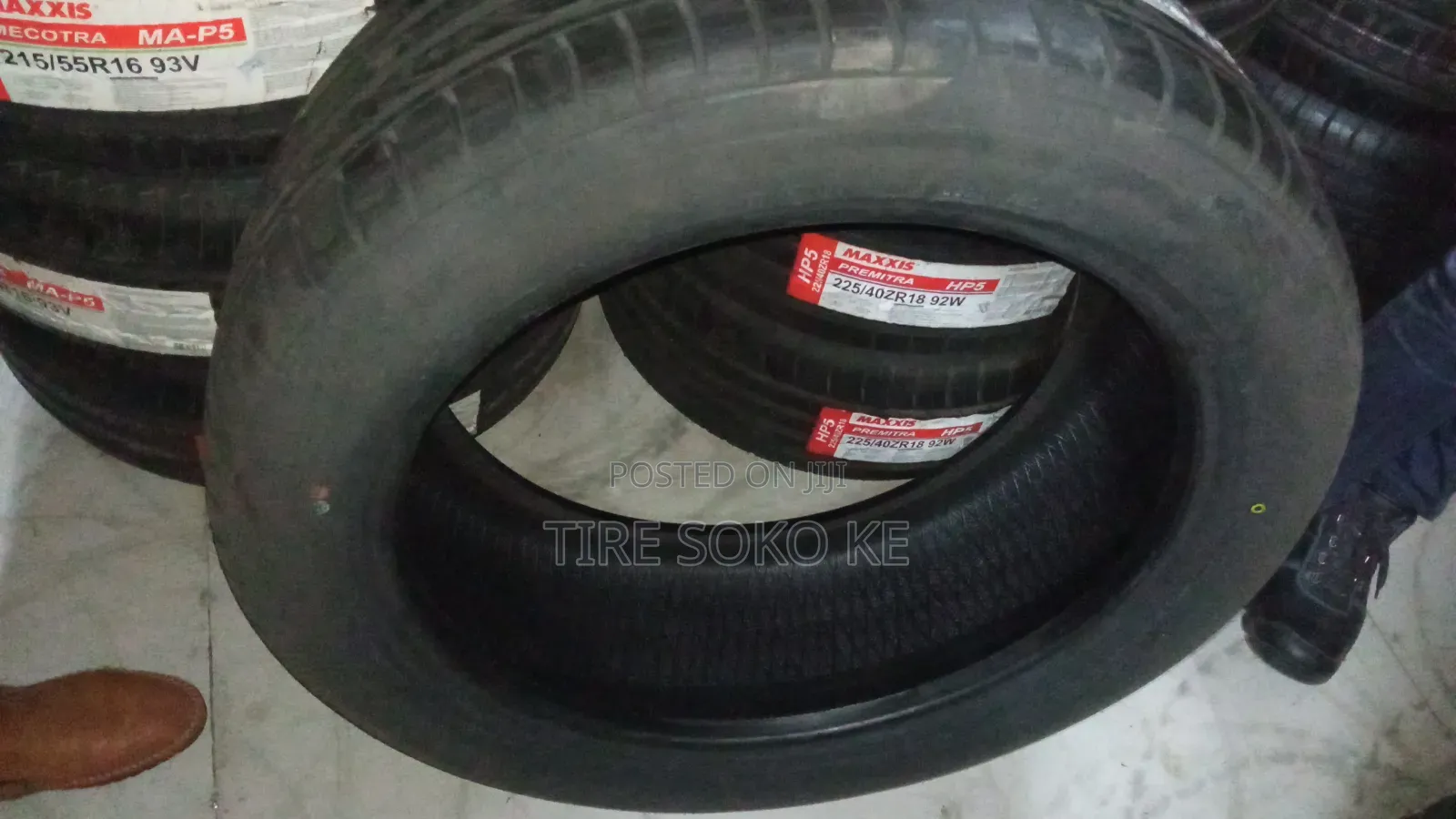275/45 R21 Maxxis Victra Sport Vs5