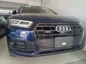 Audi Q5 2018 Blue