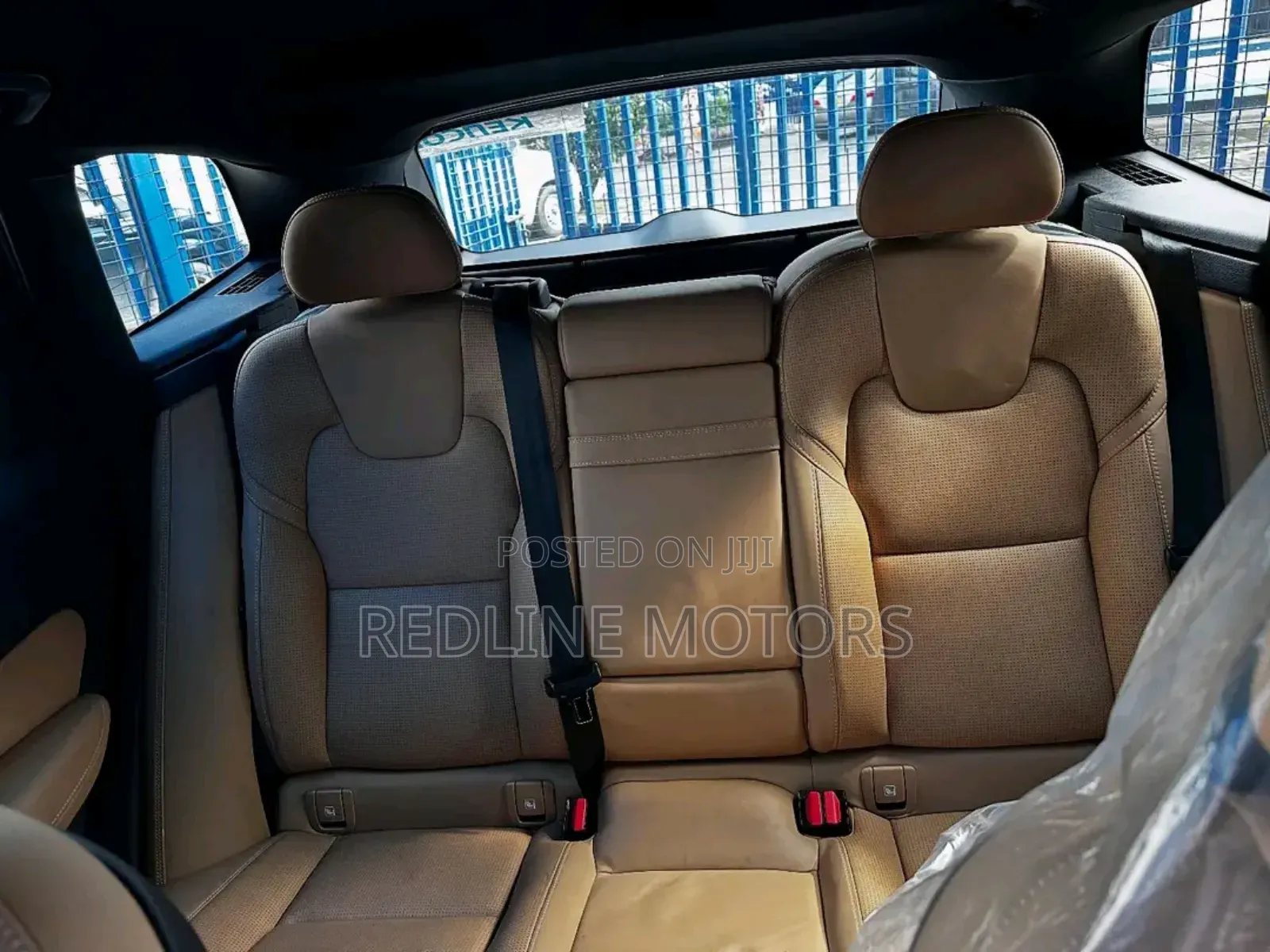 Volvo XC60 T5 Momentum AWD 2018 Gray