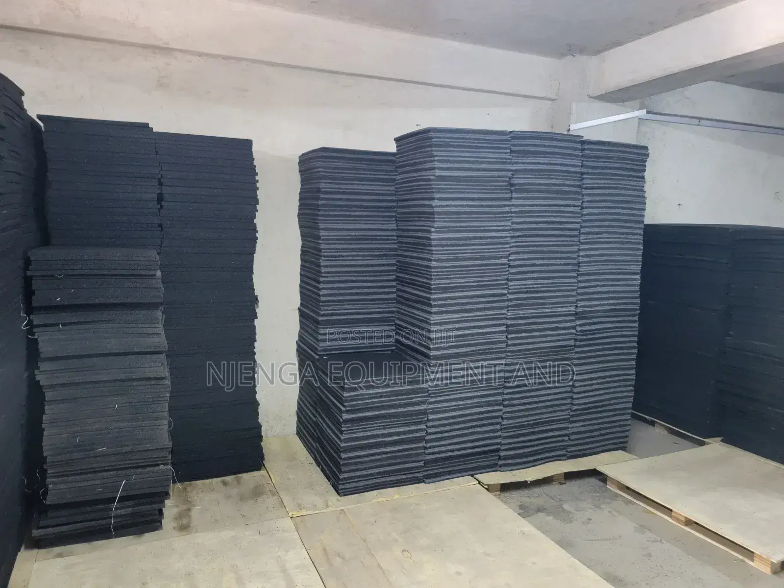 Rubber Mats / Durable and High-Impact 20mm