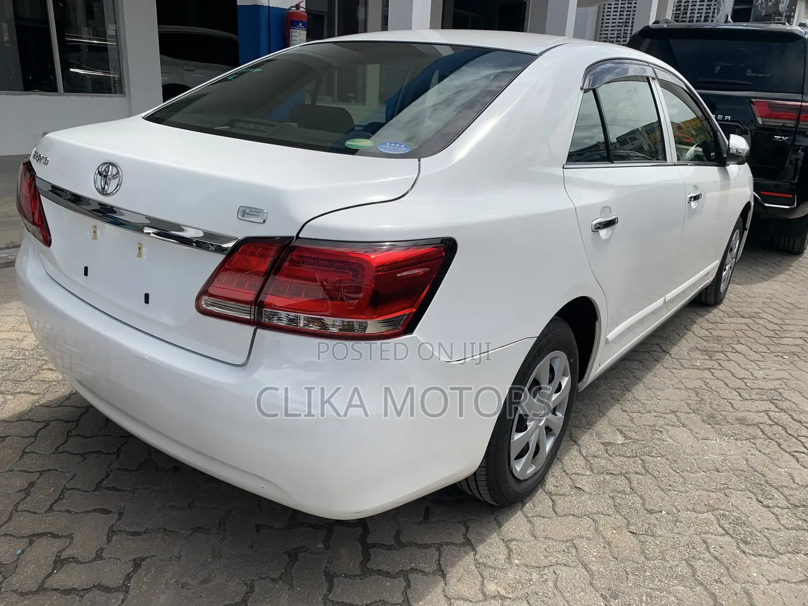 Toyota Premio 1.5 FWD 2018 Off white