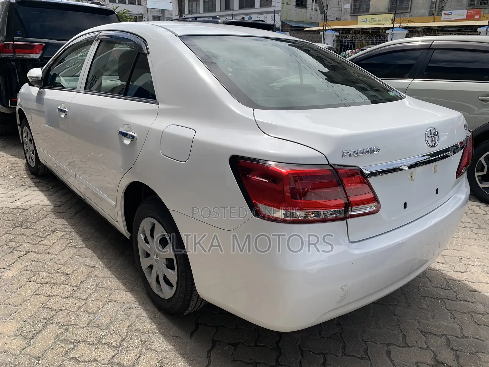 Toyota Premio 1.5 FWD 2018 Off white
