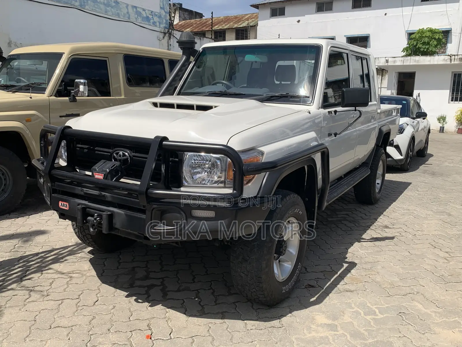 Toyota Land Cruiser 4.5 V8 TD 2019 Off white