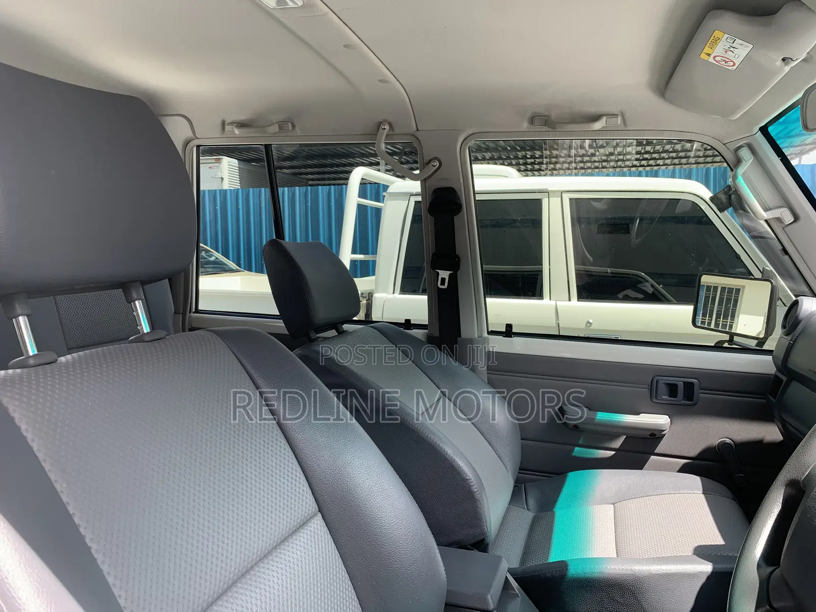 Toyota Land Cruiser 4.5 V8 TD 2019 Off white