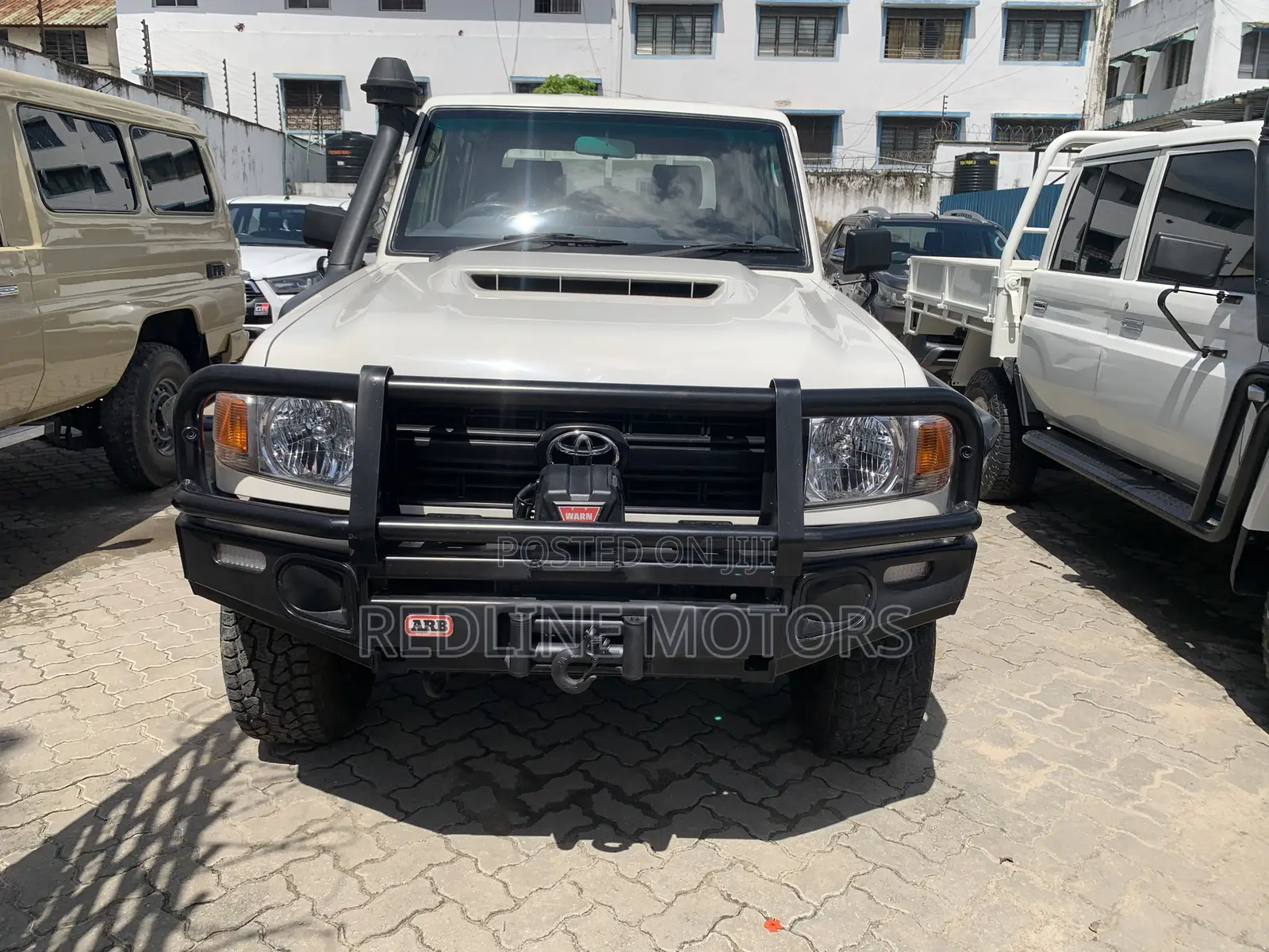 Toyota Land Cruiser 4.5 V8 TD 2019 Off white